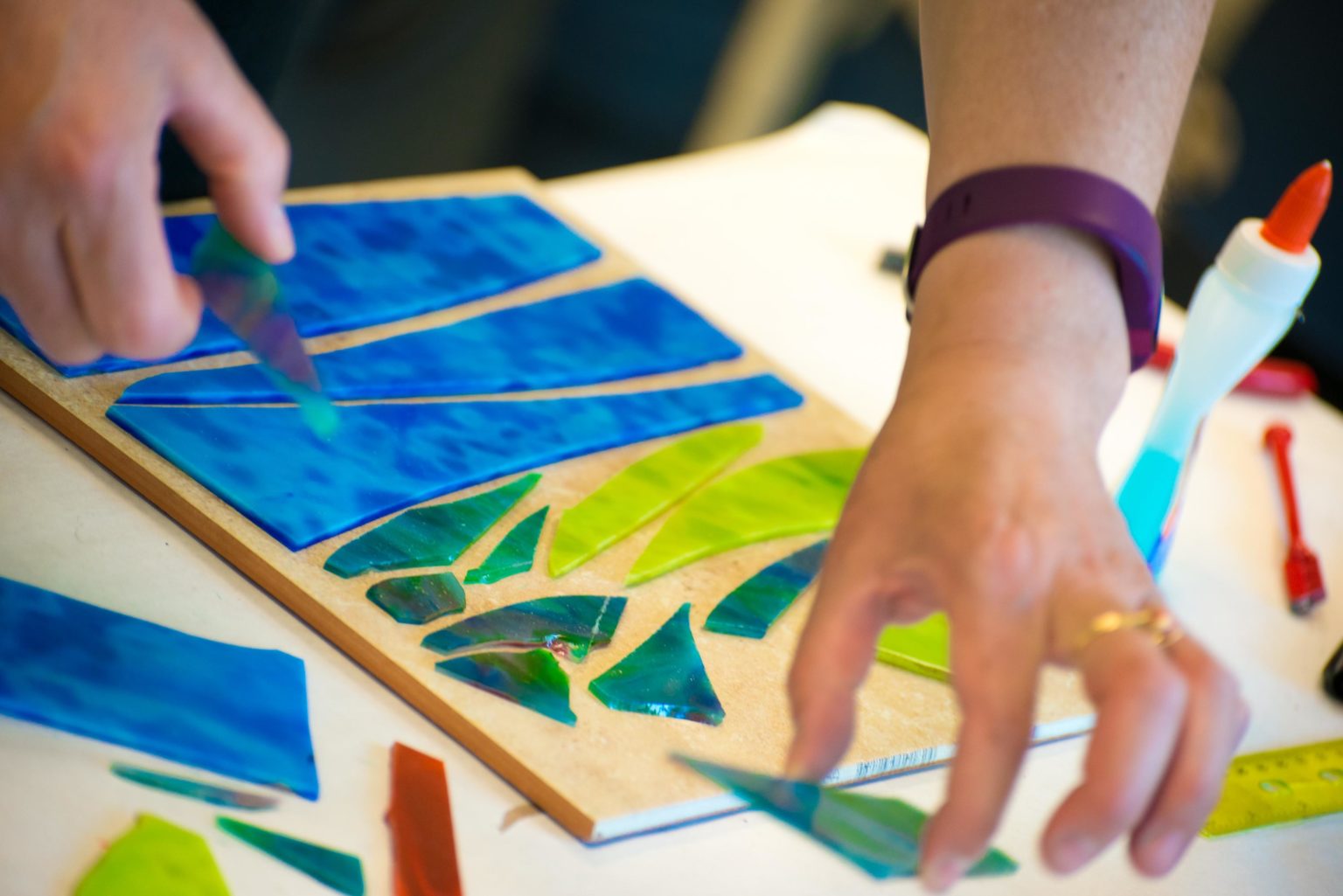 stained glass classes        
        <figure class=