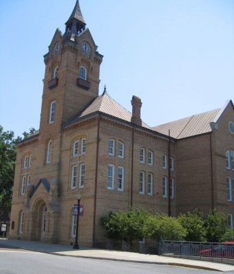 Newberry Opera House